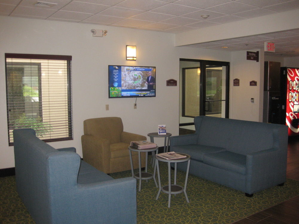 Best Western Plus Springfield Airport Inn Exterior photo